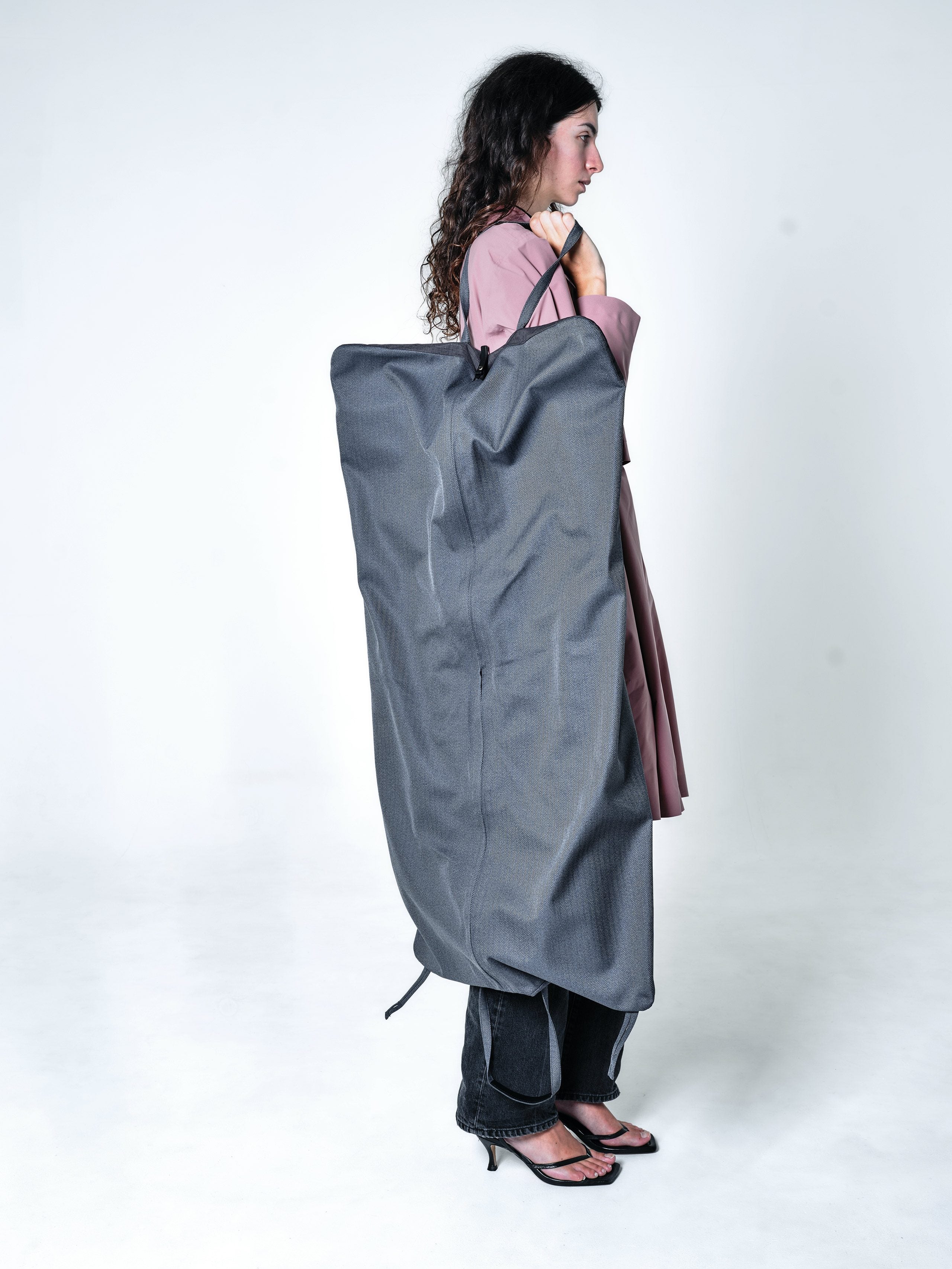 The Waterproof Dressbag - Image 5