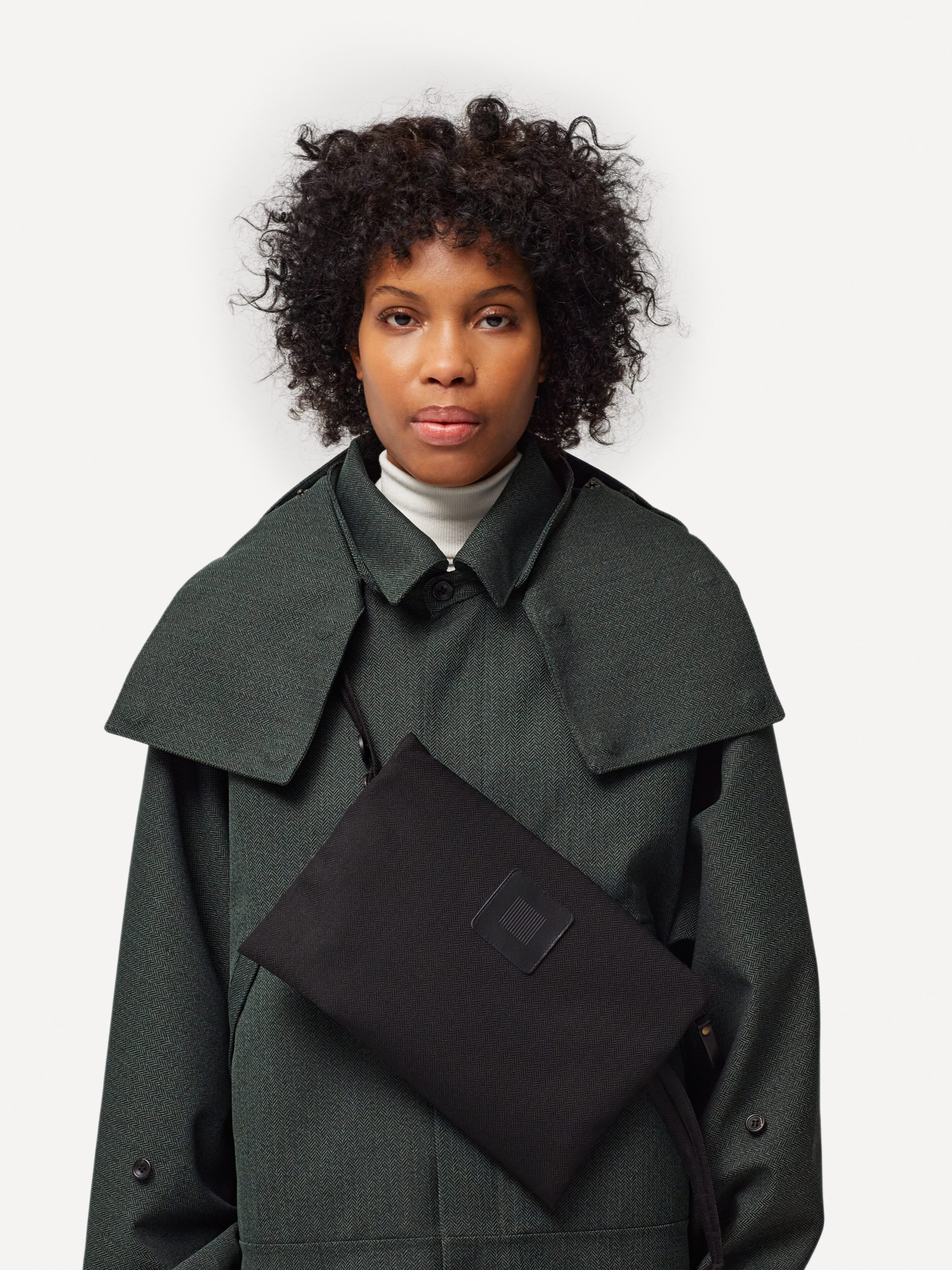 Harmattan Unisex Cropped - Image 9
